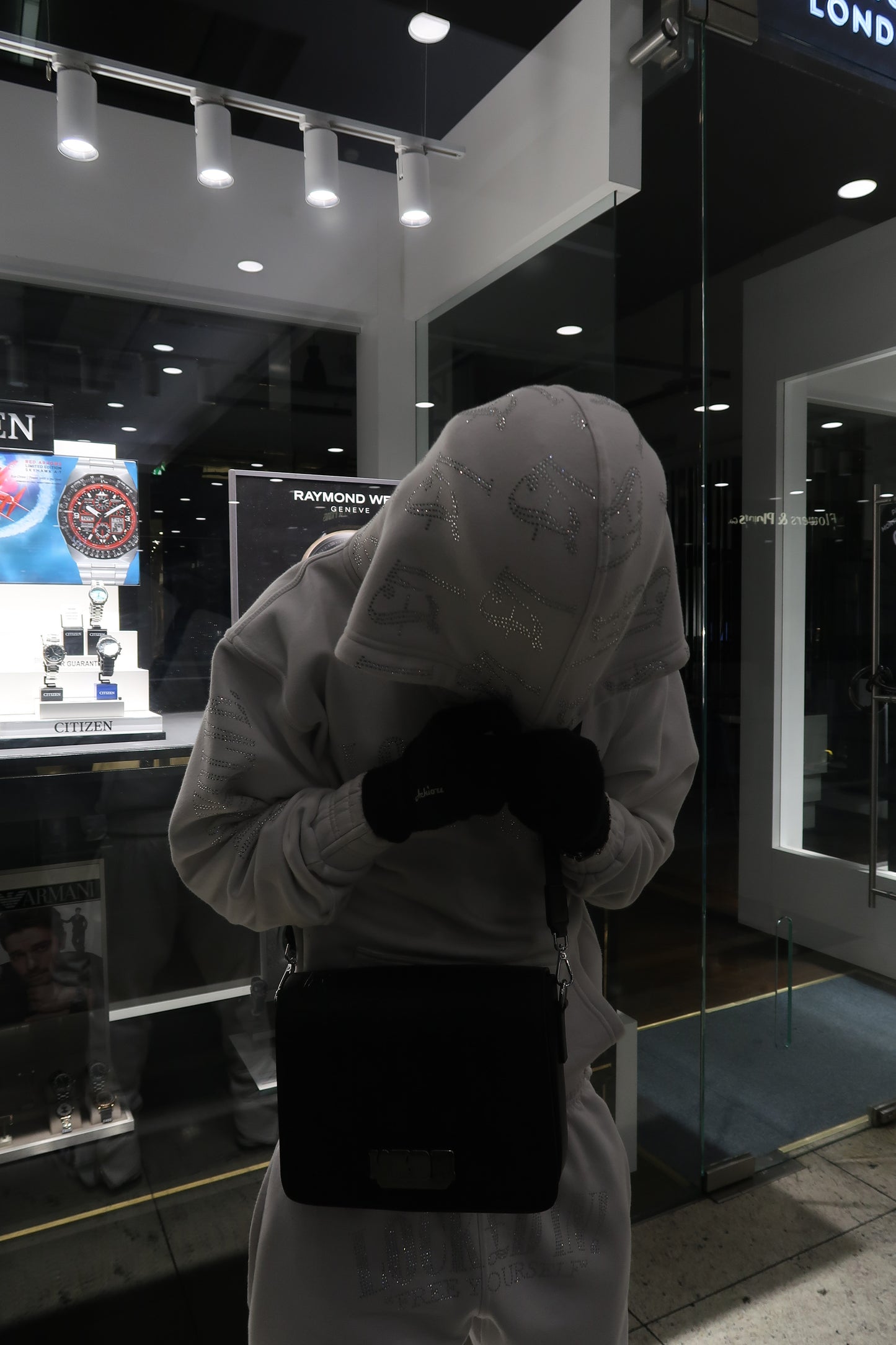 TRIPLE WHITE VVS TRACKSUIT